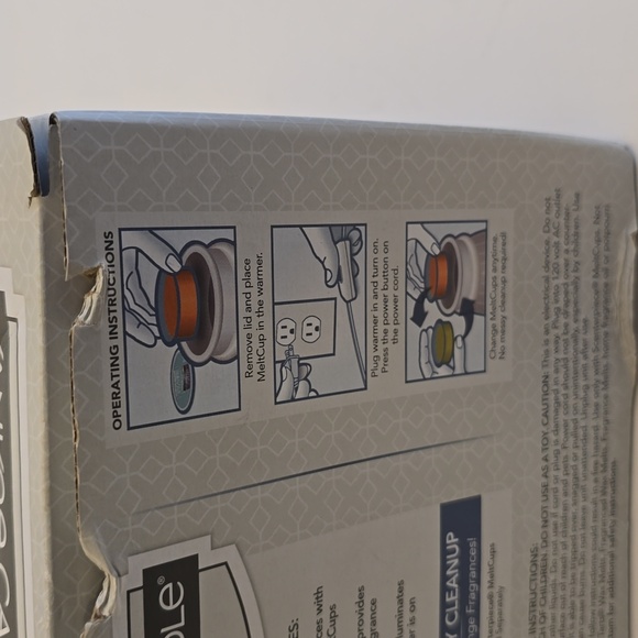 NIB Yankee Candle Scenterpiece Meltcup Warmer Electric No Messy Clean up - Picture 7 of 15